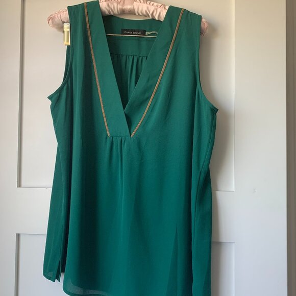 Ivanka Trump Green Sleeveless Top - Picture 1 of 4